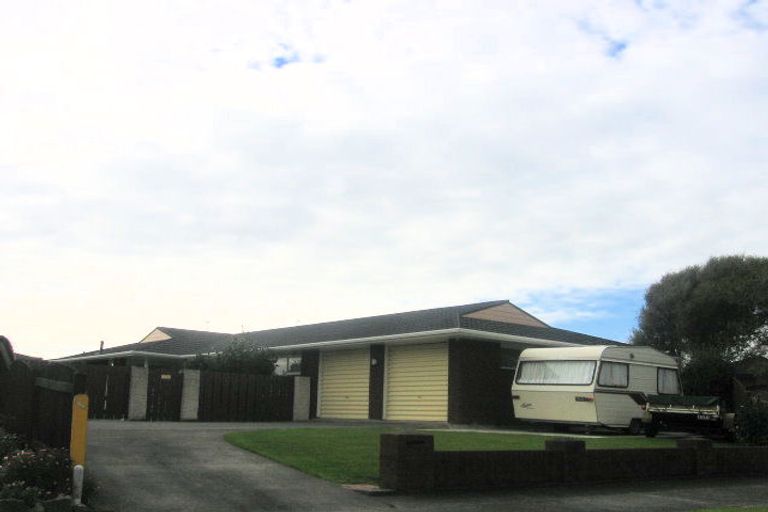 Photo of property in 9 Sheraton Grove, Highbury, Palmerston North, 4412