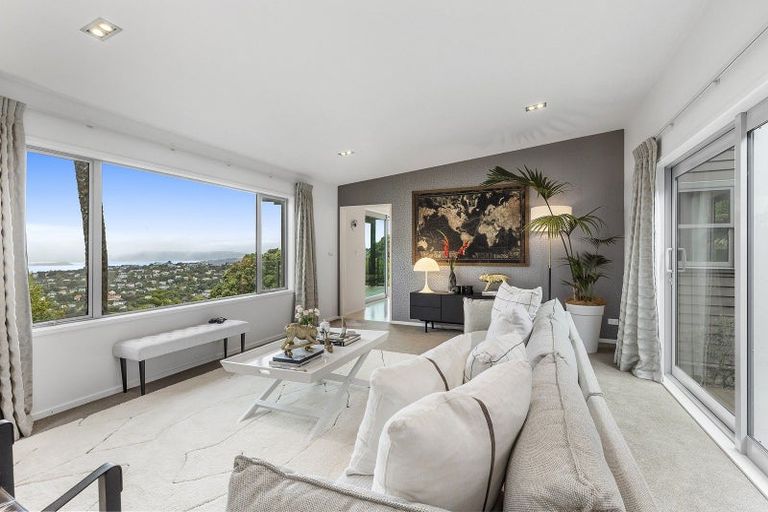 Photo of property in 24 Mewburn Rise, Karori, Wellington, 6012