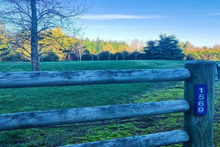 Photo of property in 1569 West Coast Road, West Melton, 7675