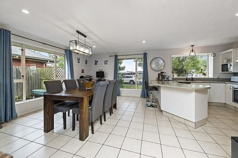 Photo of property in 42 Masefield Drive, Rolleston, 7614
