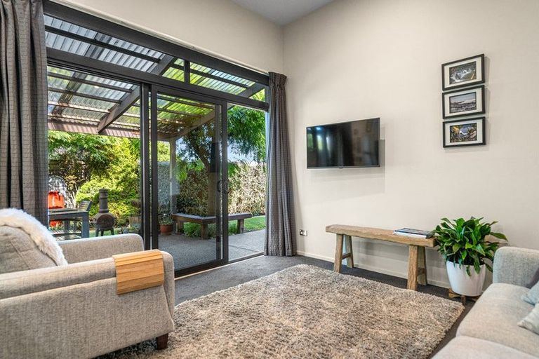 Photo of property in 42 Reka Street, Parklands, Christchurch, 8083