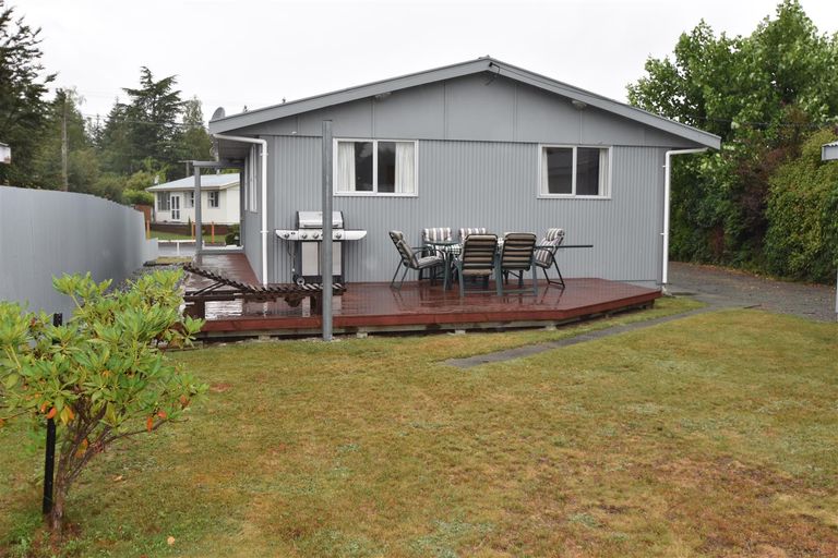 Photo of property in 26 Jollie Road, Twizel, 7901