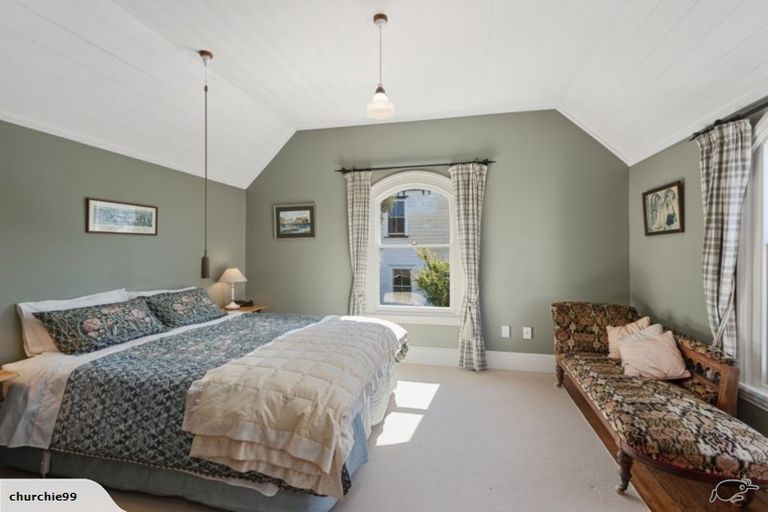 Photo of property in 16 Godley Quay, Lyttelton, 8082