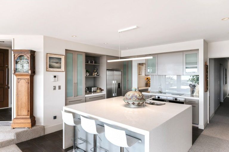 Photo of property in 98 Harbour Drive, Otumoetai, Tauranga, 3110