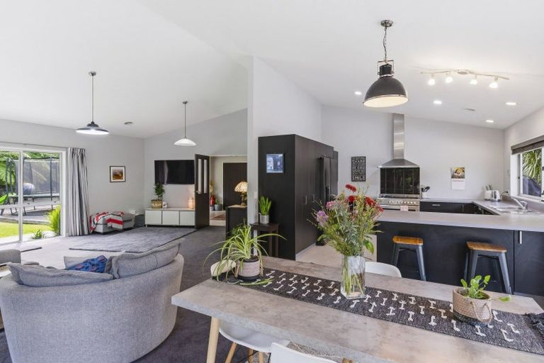 Photo of property in 132 Maui Pomare Road, Nikau Valley, Paraparaumu, 5032