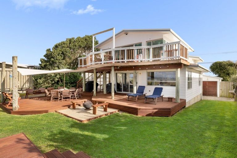Photo of property in 65 Pukehina Parade, Pukehina, Te Puke, 3189