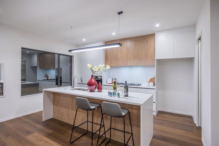 Photo of property in 5 Paitry Place, Swanson, Auckland, 0614