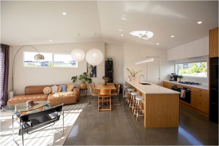 Photo of property in 17 Maataitai Road, Raglan, 3225