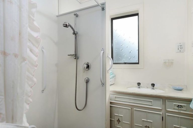 Photo of property in 64 Pine Avenue, Melville, Hamilton, 3206