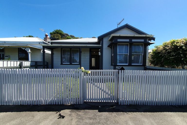 Photo of property in 181-183 Carlyle Street, Napier South, Napier, 4110