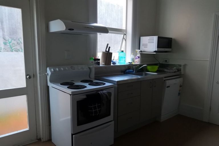 Photo of property in 1054 George Street, North Dunedin, Dunedin, 9016