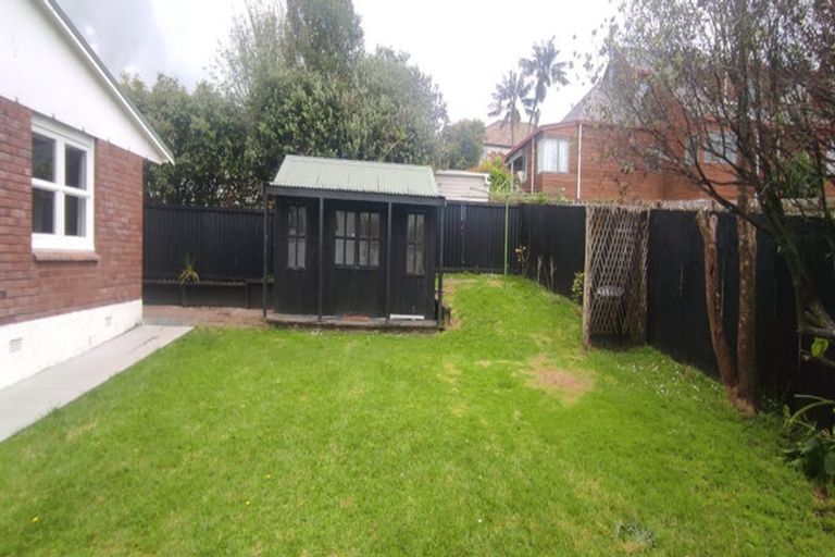 Photo of property in 3/4 Birchfield Road, Hauraki, Auckland, 0622