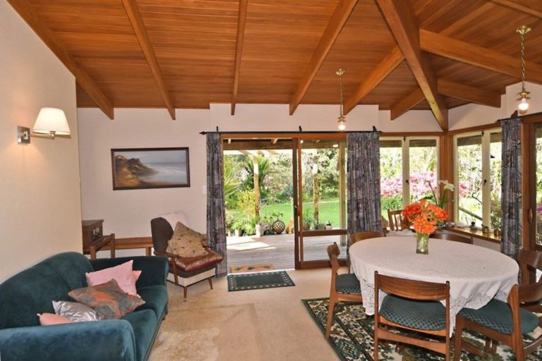 Photo of property in 58 Birdsall Road, Whangateau, Warkworth, 0985