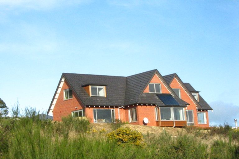 Photo of property in 2 Portland Place, Shiel Hill, Dunedin, 9013