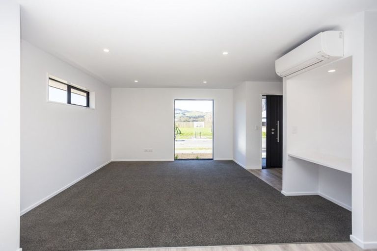 Photo of property in 30 Podocarp Drive, Halswell, 8025