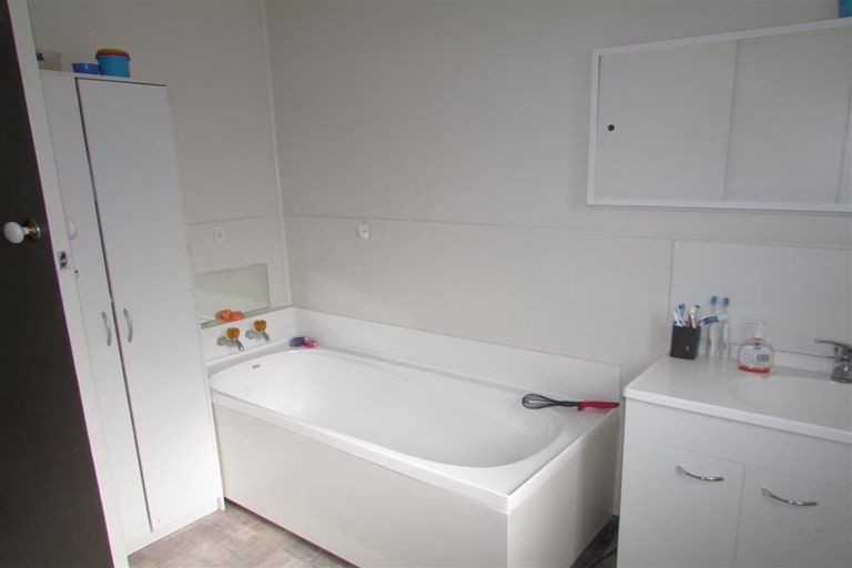 Photo of property in 17 Palmerston Street, Greymouth, 7805