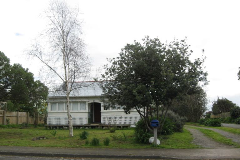 Photo of property in 14 Oregon Road, Te Awanga, 4102