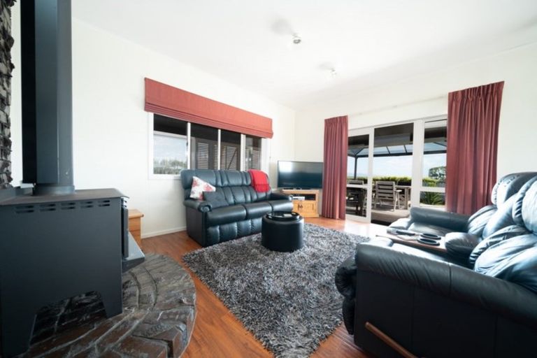Photo of property in 791 State Highway 25, Waitakaruru, Thames, 3576