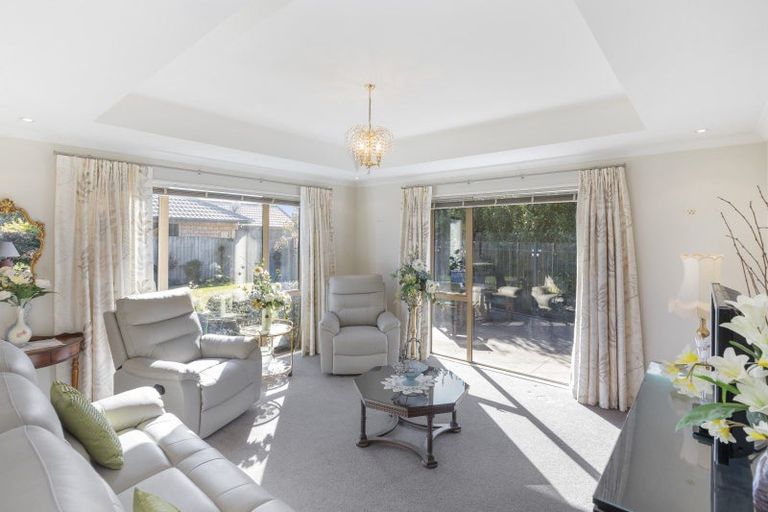 Photo of property in 22 Mokihi Gardens, Hillmorton, Christchurch, 8024