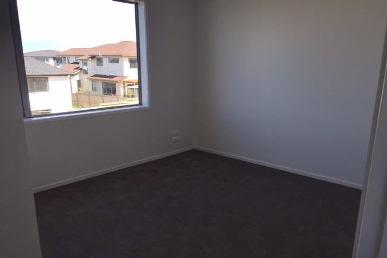 Photo of property in 51 Caldera Drive, Long Bay, Auckland, 0630