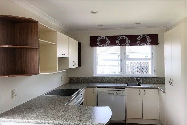 Photo of property in 945a High Street, Avalon, Lower Hutt, 5011