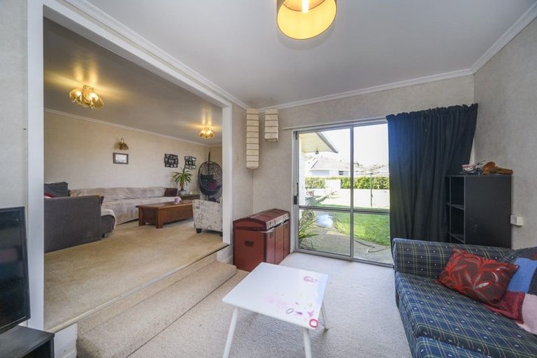 Photo of property in 23 Robinson Crescent, Westbrook, Palmerston North, 4412