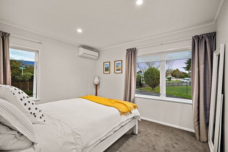 Photo of property in 36 Universal Drive, Henderson, Auckland, 0610