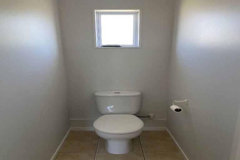 Photo of property in 18 Ngatitoa Street, Tawa, Wellington, 5028