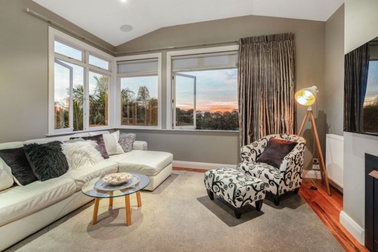 Photo of property in 31 Glen Road, Mornington, Dunedin, 9011