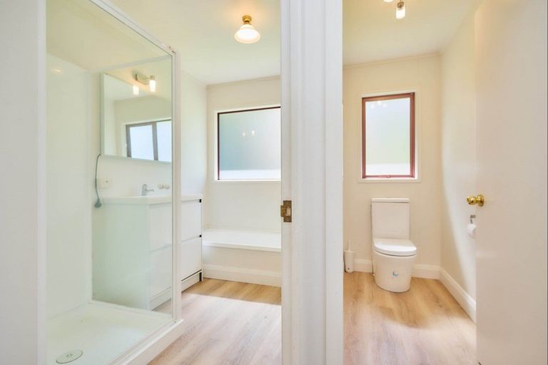 Photo of property in 5 Mcdonnell Road, Arrowtown, 9302