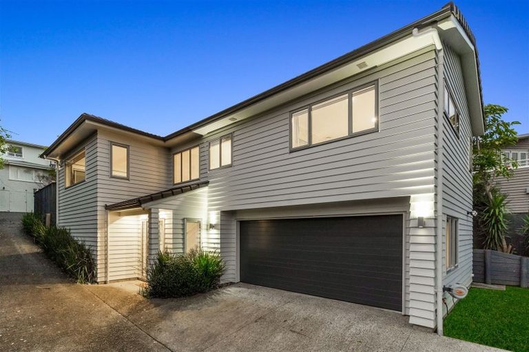 Photo of property in 21a Channel View Road, Campbells Bay, Auckland, 0630