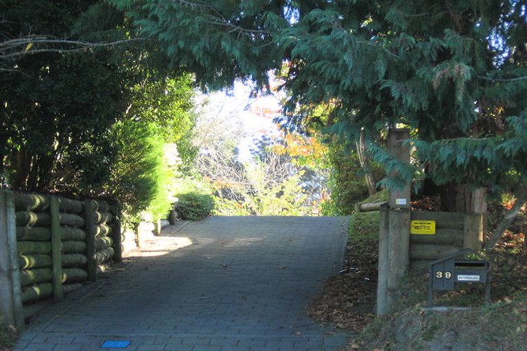 Photo of property in 39 Ratanui Road, Paraparaumu, 5032