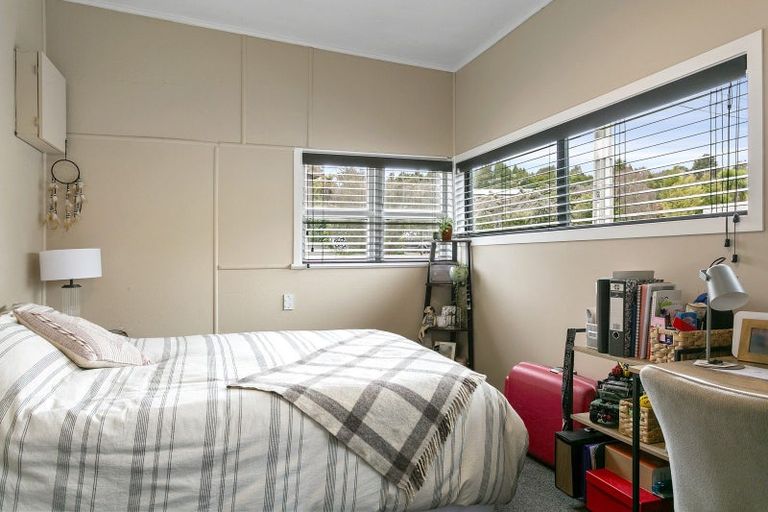 Photo of property in 43 Chesham Avenue, Waipahihi, Taupo, 3330