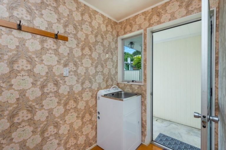 Photo of property in 2 Priscilla Crescent, Melville, Hamilton, 3206