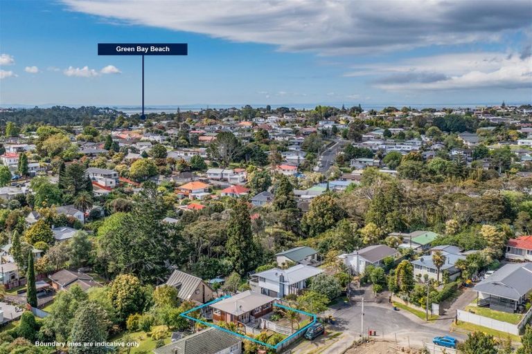 Photo of property in 19a Beverly Place, New Lynn, Auckland, 0600