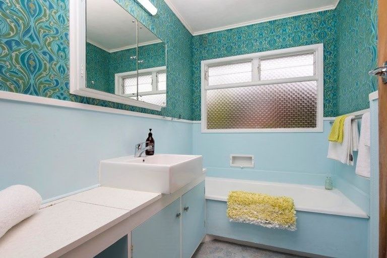 Photo of property in 25 The Boulevard, Sunnyhills, Auckland, 2010