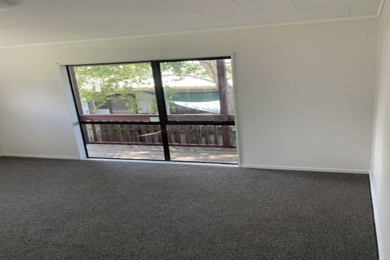 Photo of property in 28 Tristram Avenue, Forrest Hill, Auckland, 0620