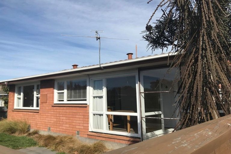 Photo of property in 2/28 Kellys Road, Mairehau, Christchurch, 8052