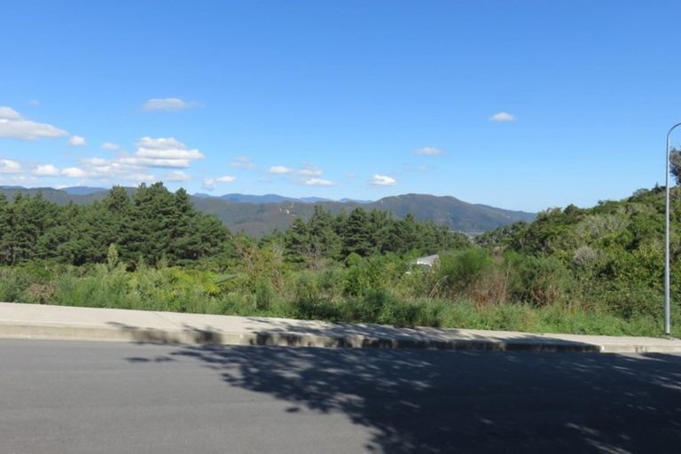 Photo of property in 8 Kelso Grove, Kelson, Lower Hutt, 5010