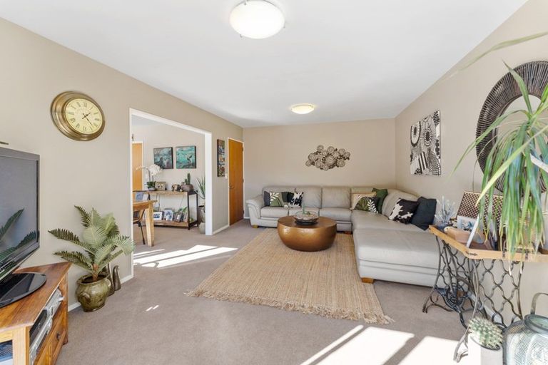 Photo of property in 2/54 Hudson Street, Bryndwr, Christchurch, 8053