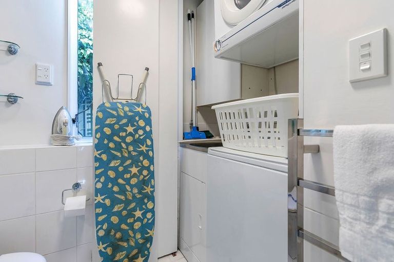 Photo of property in 2/7 London Street, Saint Marys Bay, Auckland, 1011