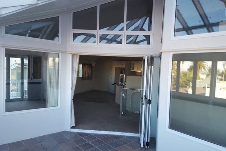 Photo of property in 7 Milton Road, Bluff Hill, Napier, 4110