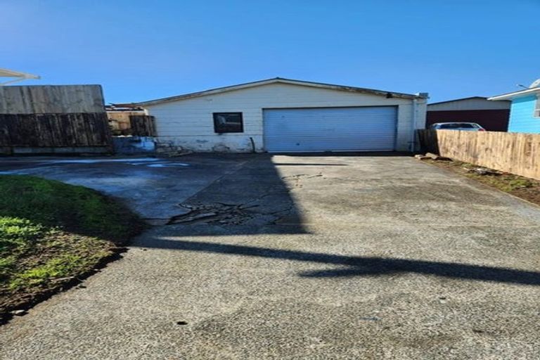 Photo of property in 180 Mahia Road, Wattle Downs, Auckland, 2103