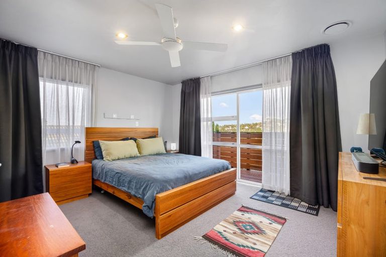 Photo of property in 86 Crestview Place, Browns Bay, Auckland, 0630