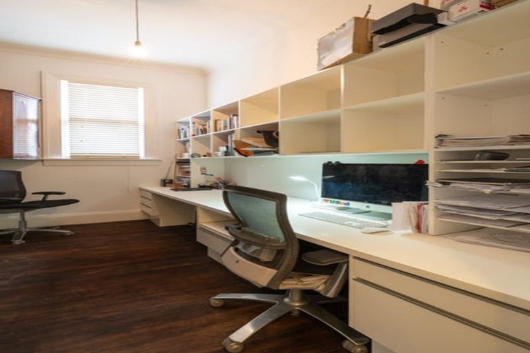 Photo of property in 22 Exeter Street, Lyttelton, 8082