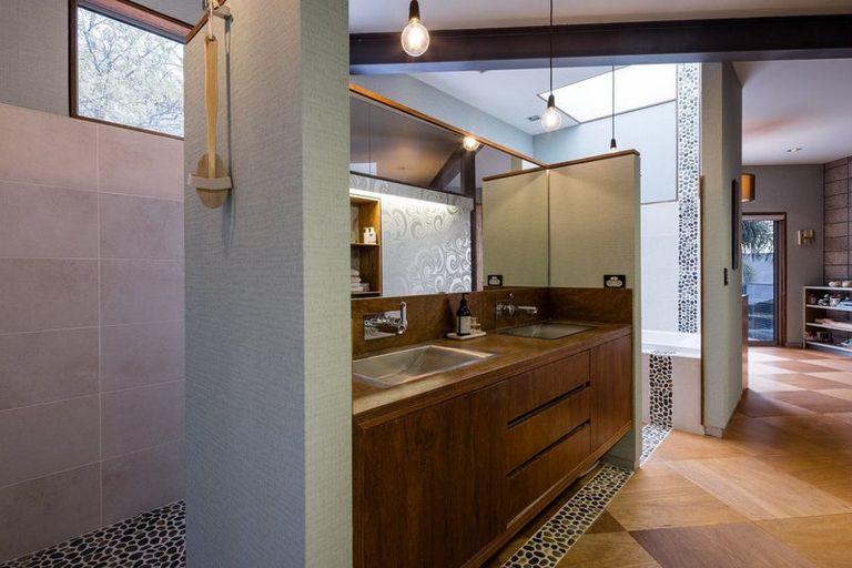 Photo of property in 30 Thornton Road, Cambridge, 3434