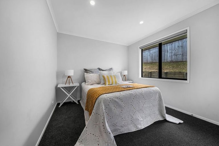 Photo of property in 24 Peacock Place, Pokeno, 2402