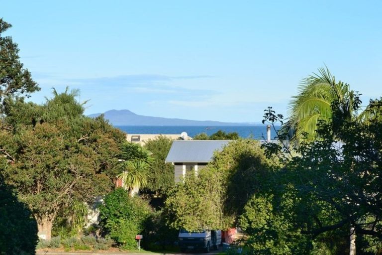 Photo of property in 7 Mckenzie Avenue, Arkles Bay, Whangaparaoa, 0932