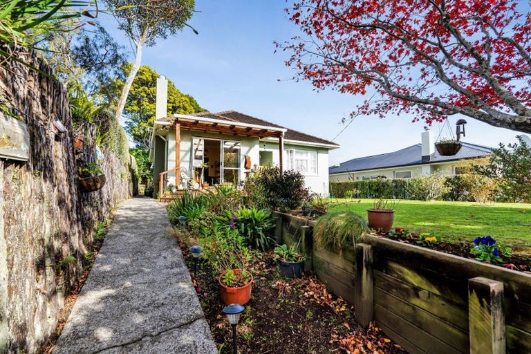 Photo of property in 92 Mill Road, Lower Vogeltown, New Plymouth, 4310