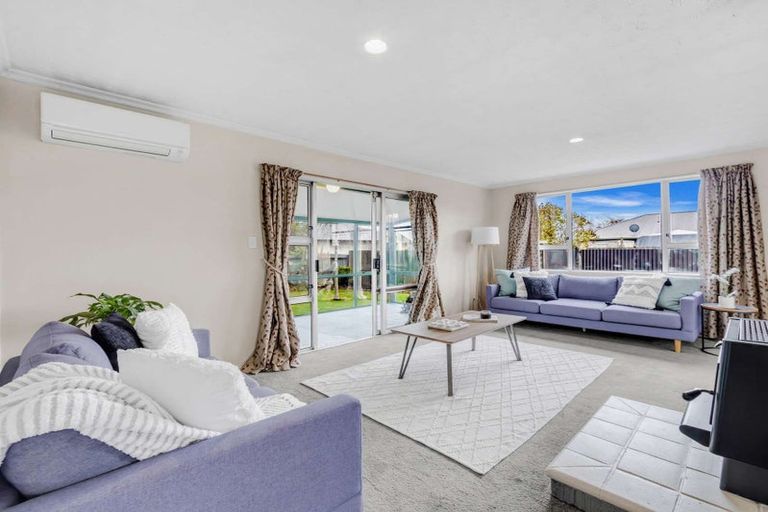 Photo of property in 15b Victoria Street, Rangiora, 7400